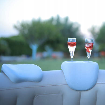 MSpa fejtámlák (2 db + italtartó)