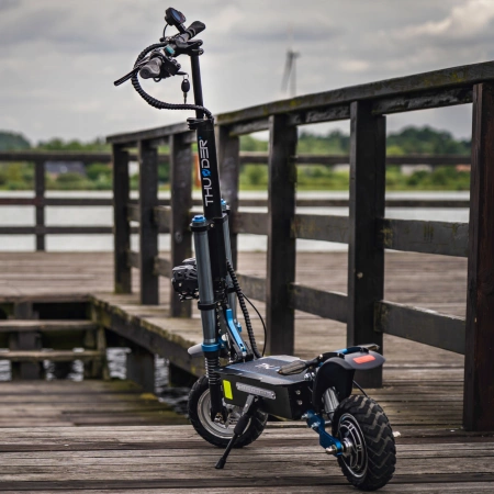 THUNDER SPARK 1600W elektromos roller
