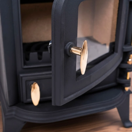 Öntöttvas fatüzelésű kályha DIANA 4,5 kW 