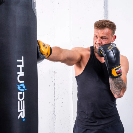 THUNDER PUNCH erőgép bokszzsákkal